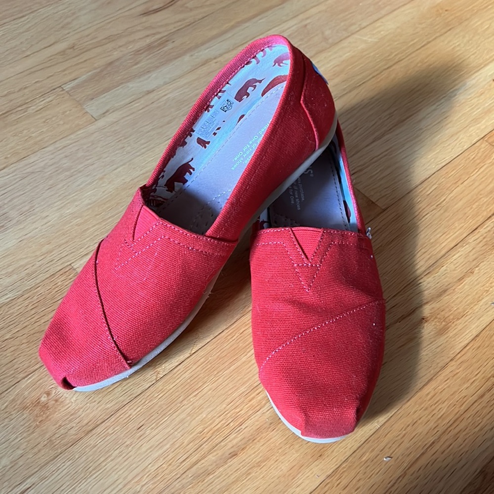 Red Toms